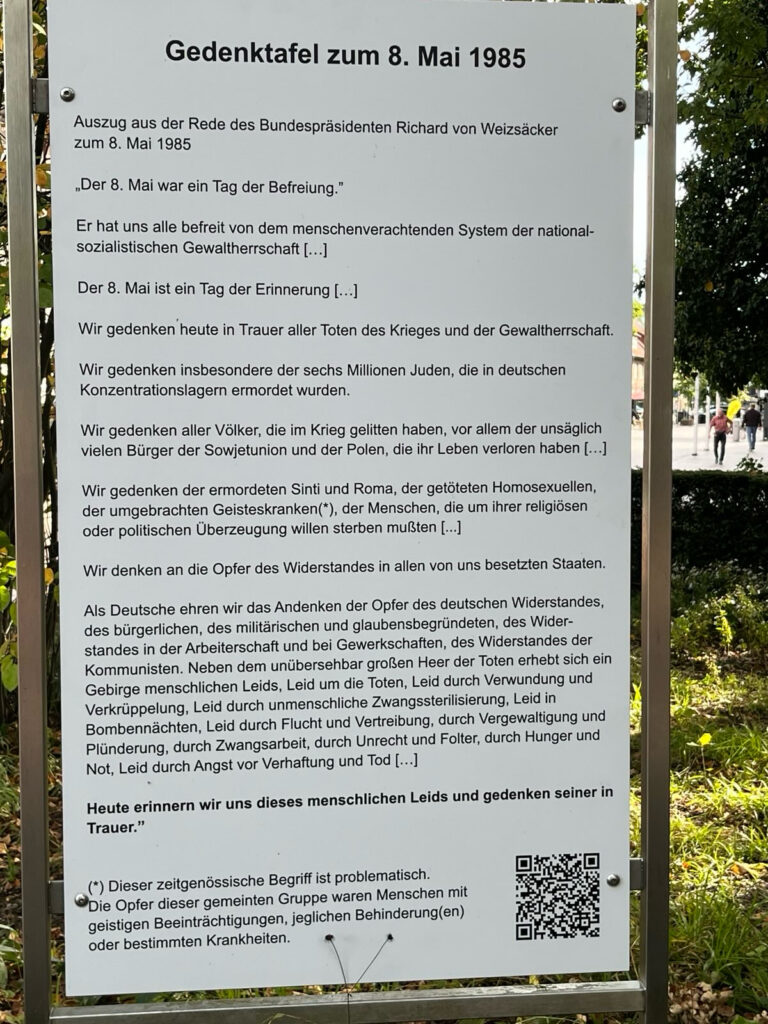 Gedenktafel zum 8. Mai 1985 Auszug aus der Rede des Bundespräsidenten Richard von Weizäcker 