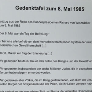 Neue Tafel auf der Gedenkinsel in Buchholz